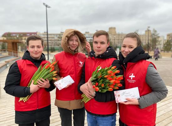 Волгоградские волонтеры отмечают марафоном годовщину старта акции #МыВместе
