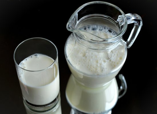 В Волгограде продолжает дорожать молоко