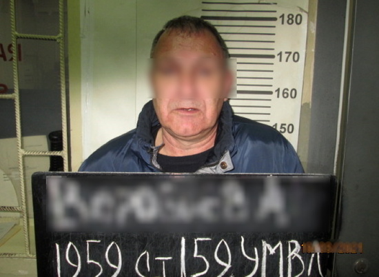 61-летний таксист из Волгограда незаконно осуществлял юридические услуги