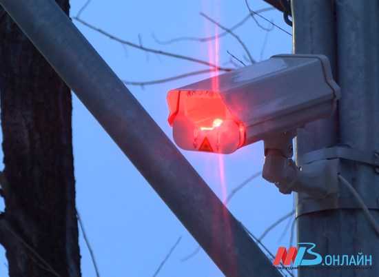 Лазерный пешеходный переход тестируют в Ворошиловском районе Волгограда