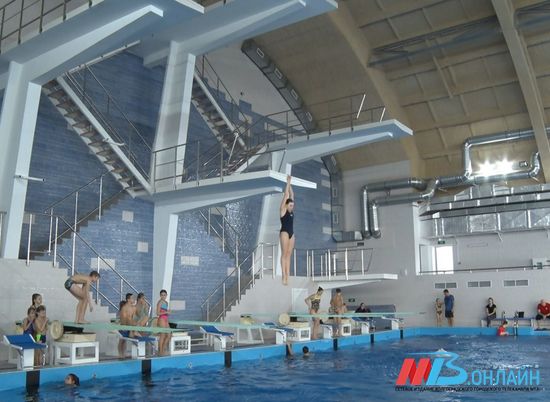 В Центральном бассейне Волгограда возобновили занятия после ремонта
