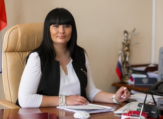 Астраханский суд решит судьбу волгоградской судьи Юлии Добрыниной