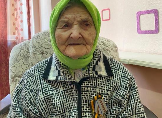 106-летняя жительница Волгоградской области сделала прививку от COVID-19