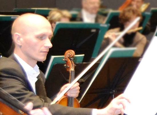 Волгоградская филармония сообщила о смерти артиста оркестра