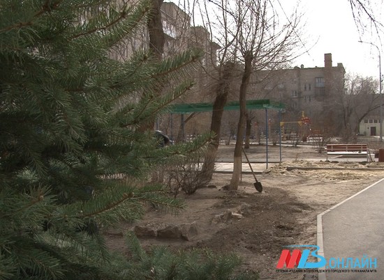 В Волгоградской области обновляют 50 парков и дворов