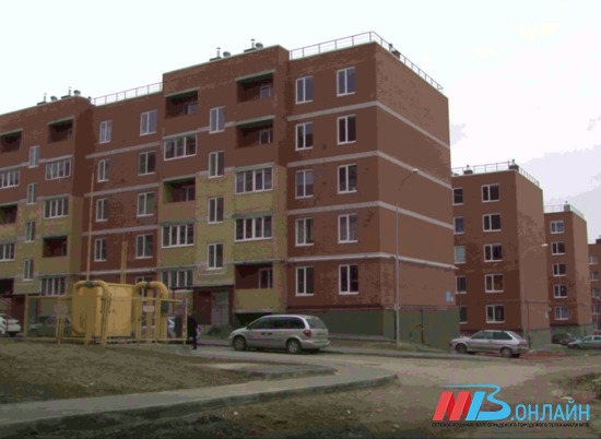 Жильцы аварийных домов на ул. Алехина в Волгограде переехали в новые квартиры