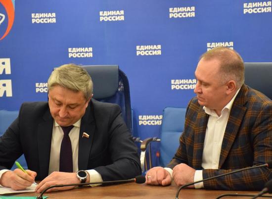 Александр Носов в Волгограде подал заявление на участие в праймериз ЕР
