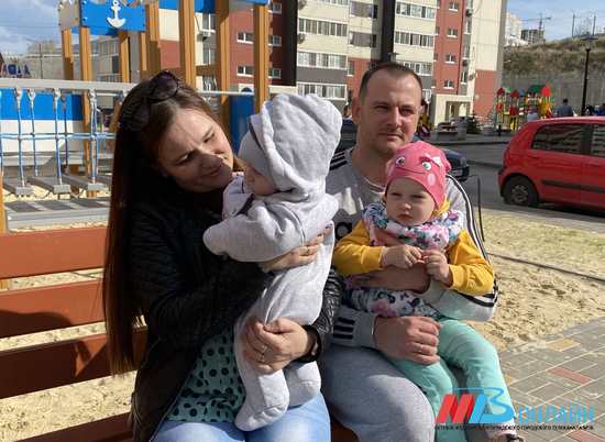 В Волгоградской области более 3 тыс. семей получили допвыплаты на детей