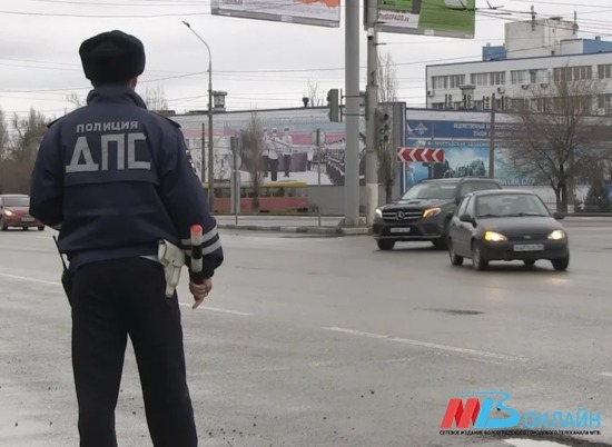 В Волгограде сотрудники ДПС задержали 32 нетрезвых водителя за сутки