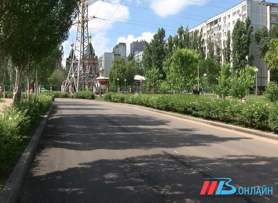 В Волгограде в этом году дополнительно отремонтируют 42 дороги