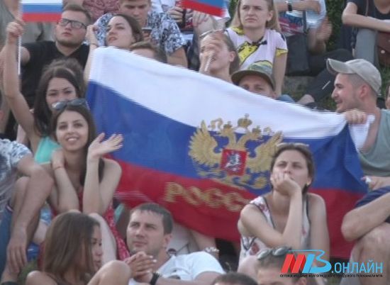 В пойме реки Царицы в Волгограде открылась зона просмотра матчей Евро-2020