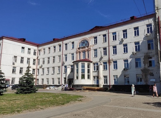 В 11 поликлиниках Волгоградской области ведется капитальный ремонт