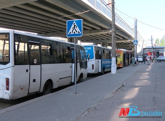 В Волжском с 5 июля уберут дублирующие друг друга автобусные маршруты