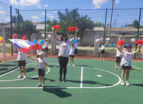 В Волгоградской области продолжается благоустройство территорий детских учреждений