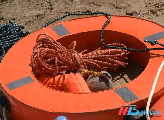На севере Волгограда рядом с пляжем утонул 50-летний мужчина