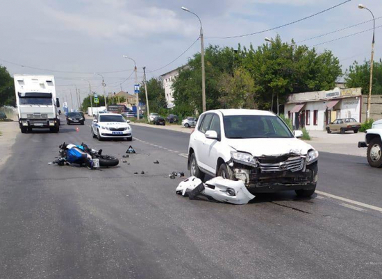 За сутки в Волгоградской области в ДТП пострадали два мотоциклиста