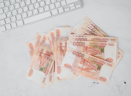 В Волгограде 47-летняя женщина перевела миллион рублей мошеннику