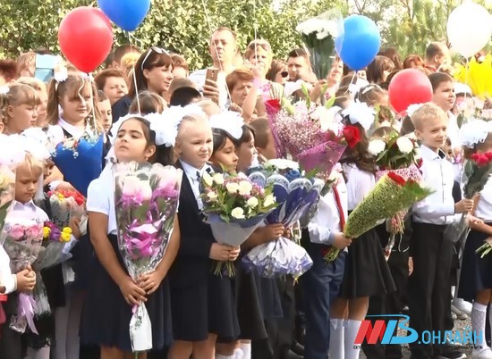 В школах Волгограда линейки 1 сентября пройдут в особом режиме