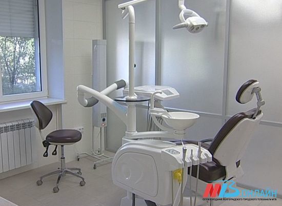 Андрей Бочаров: в течение 3 лет завершится модернизация стоматологий в регионе