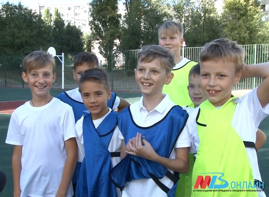 В школах Волгограда и области открывают современные спортивные площадки
