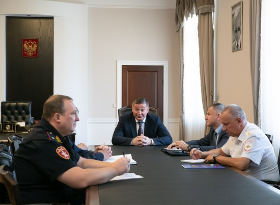 Андрей Бочаров провел совещание по вопросам общественного порядка