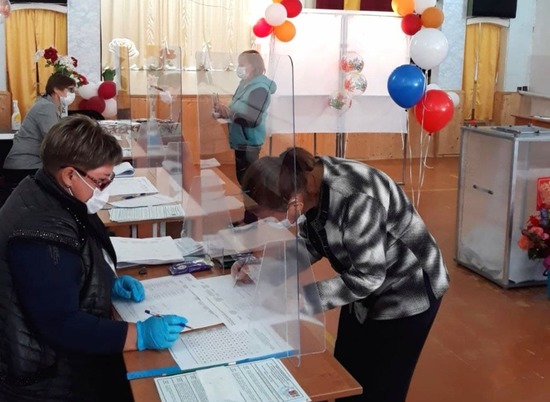 Явка в первый день выборов в Волгоградской области превысила 27%