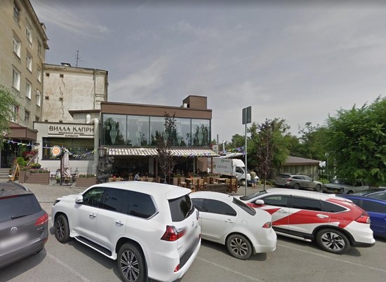 В ресторане "Вилла Капри" в центре Волгограда произошел пожар