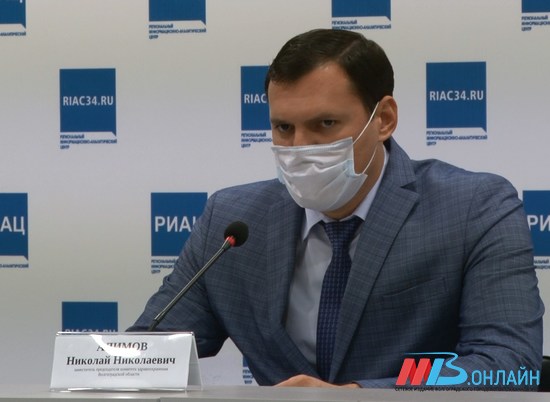 Ковидные пациенты заняли 90% мест в больницах Волгоградской области