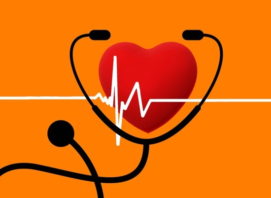 Кардиолог Юрий Кремнев назвал неожиданные симптомы инфаркта