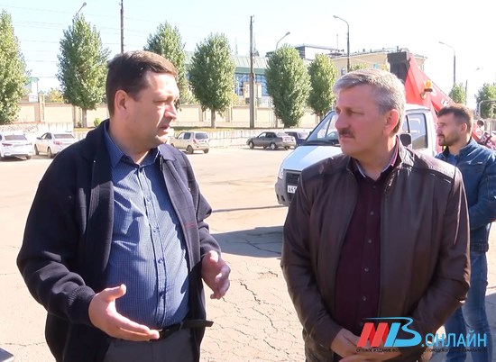 Владимир Марченко проверил готовность дорожной службы к уборке улиц Волгограда