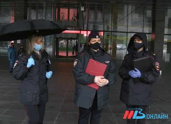 В Волгоградской области в понедельник выявили 86 нарушителей мер безопасности