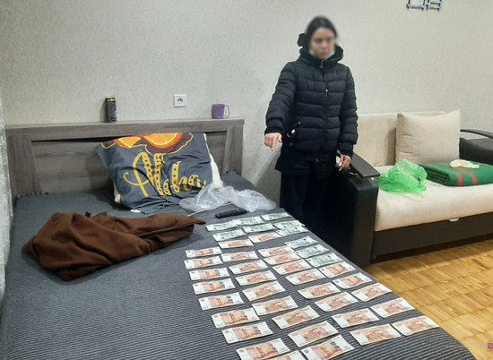 В Волгограде задержали соучастницу телефонных мошенников из Ставропольского края