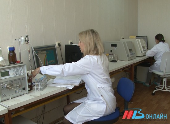 В лабораториях Волгограда исследуют токсичные отходы шламонакопителя "Белое море"