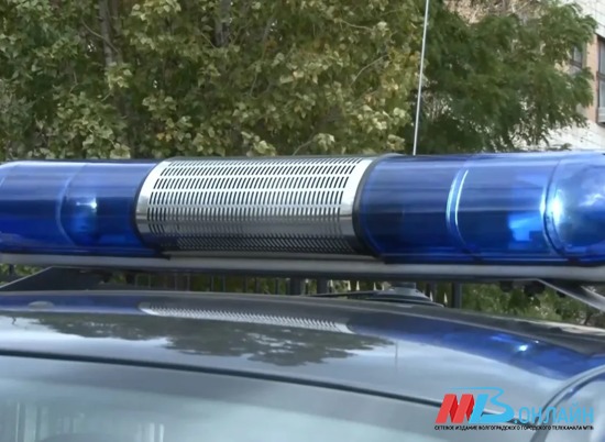 В Волгограде ищут сбившего 8-летнюю девочку водителя