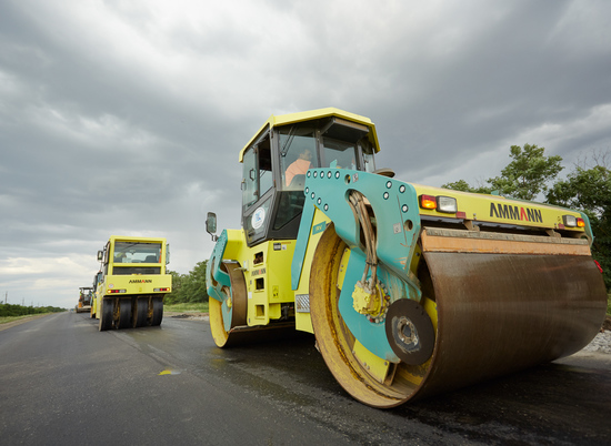 В Волгоградской области досрочно завершают ремонт дороги