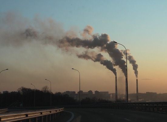 Завод в Волгоградской области оштрафовали на 80 тыс. рублей за загрязнение воздуха