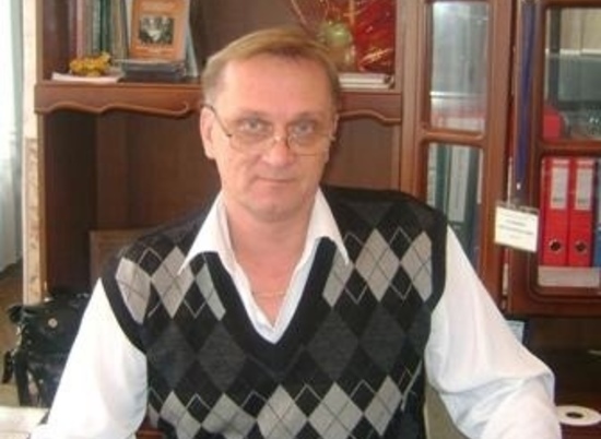 В Волгограде на 57-ом году жизни скончался директор школы № 62