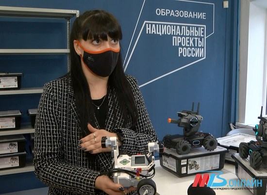 Будущие учителя в Волгограде создали управляемых роботов