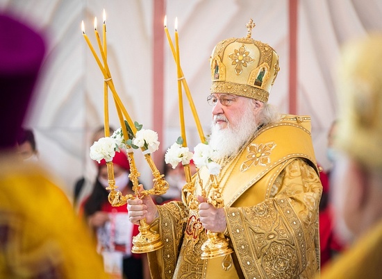 Губернатор Андрей Бочаров поздравил с 75-летием патриарха Кирилла