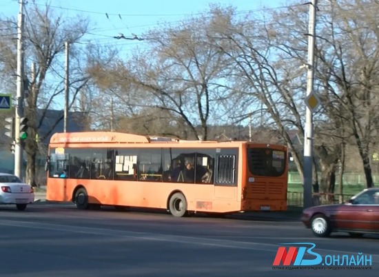 В Волгограде пьяный пассажир автобуса избил 53-летнюю женщину
