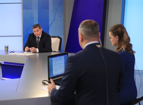 "Прямая линия" с Бочаровым собрала рекордное число телезрителей