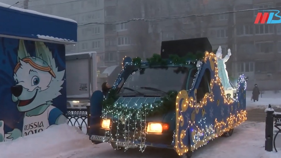 Дед Мороз на сказочных санях побывал 30 декабря на западе Волгограда