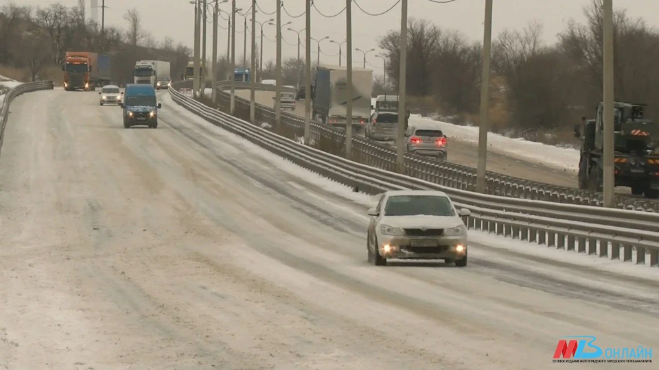 Волгоградские автомобилисты могут временно остаться без топлива