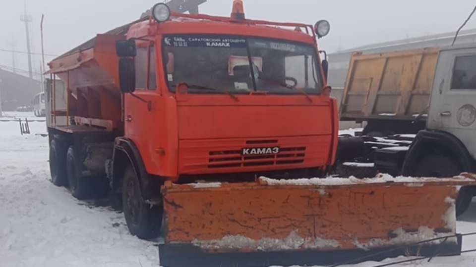 Частная снегоуборочная машина в Волгограде насмерть сбила человека