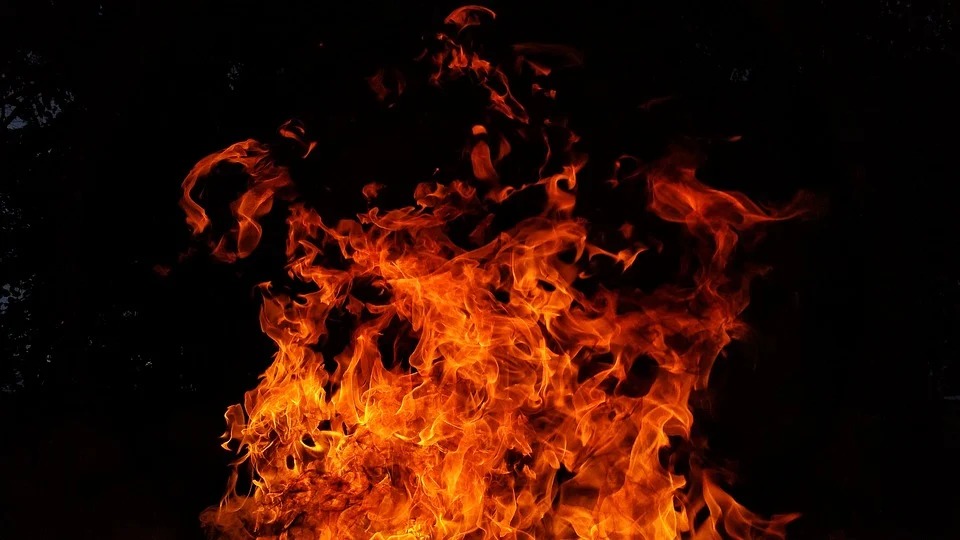 За сутки 3 жителя Камышина погибли из-за пожаров