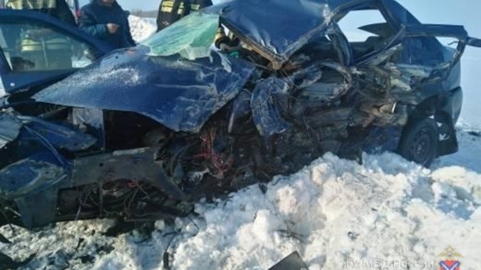 В ДТП в Волгоградской области погиб водитель, двое пострадали