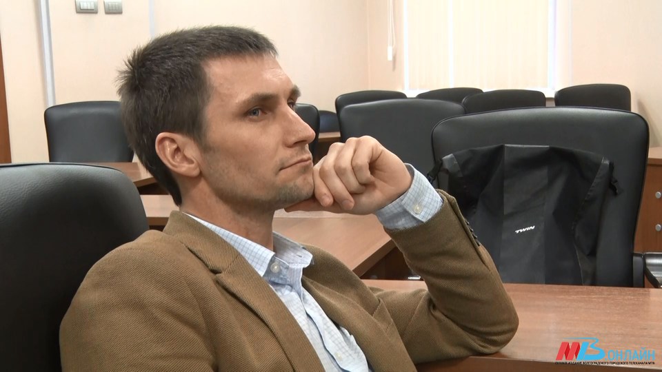 Волгоградского активиста Михаила Соломонова оставили на ночь в полиции