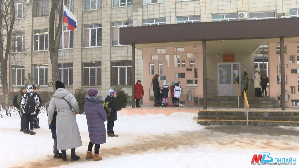На полном дистанте из-за ОРВИ в Волгоградской области остаются 37 школ