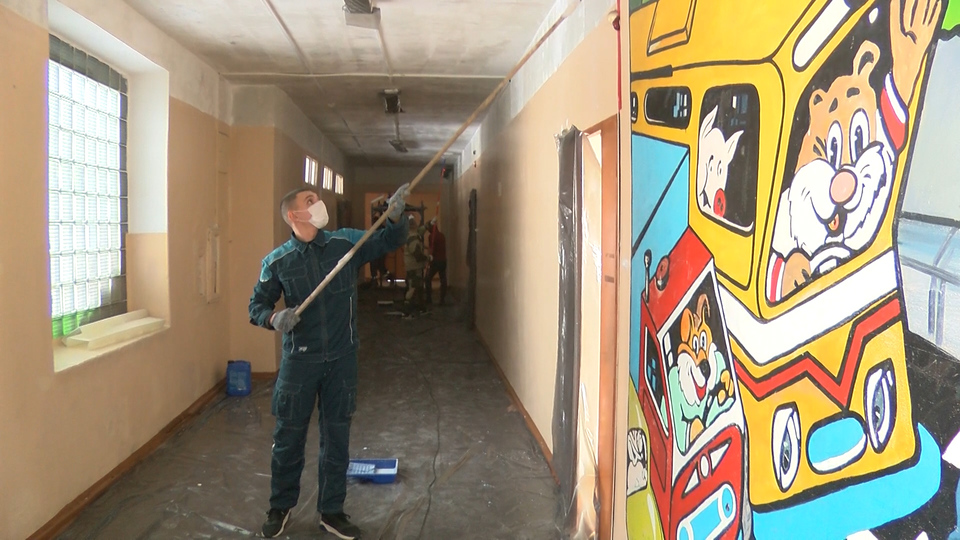 В Волгограде учеников сгоревшей школы № 56 переводят на время ремонта в соседнюю школу