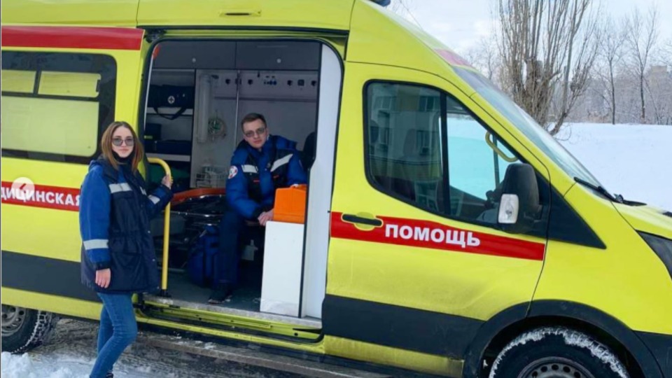 В Волгограде врачи спасли подавившегося семечкой двухлетнего ребенка
